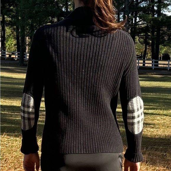 Authentic Burberry zipped sweater - Picture 3 of 3